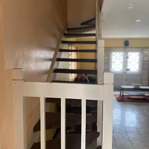  Apartment Finest Renfrew Place 4-12 Renfrew Rd 2 Bedroom 2 Bat # 15 New Kinston Jamaica